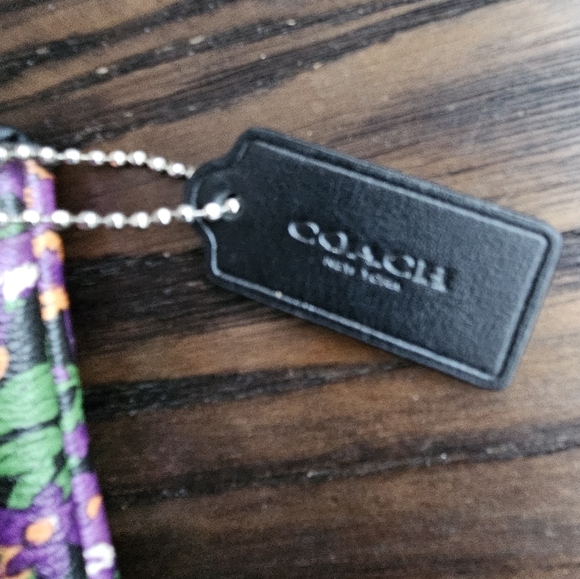 LYLA CROSSBODY IN ROSE MEADOW FLORAL PRINT COATED CANVAS F57922  "Purge Listing" - Picture 2 of 7